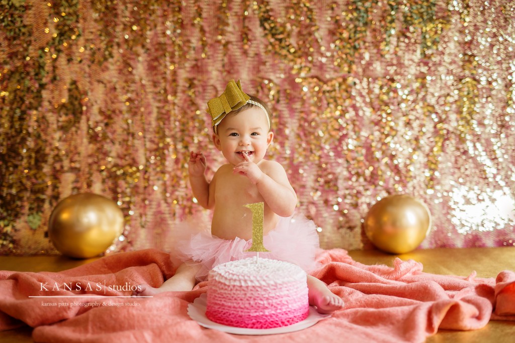 Gold and Pink Cake Smash Kansas Pitts
