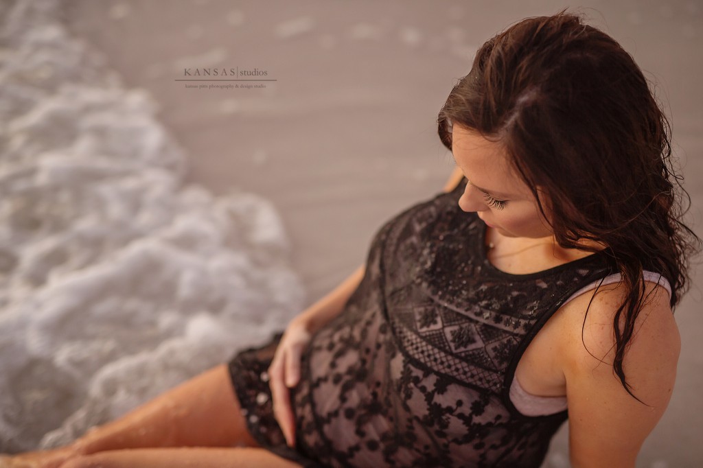 beach maternity by kansas pitts