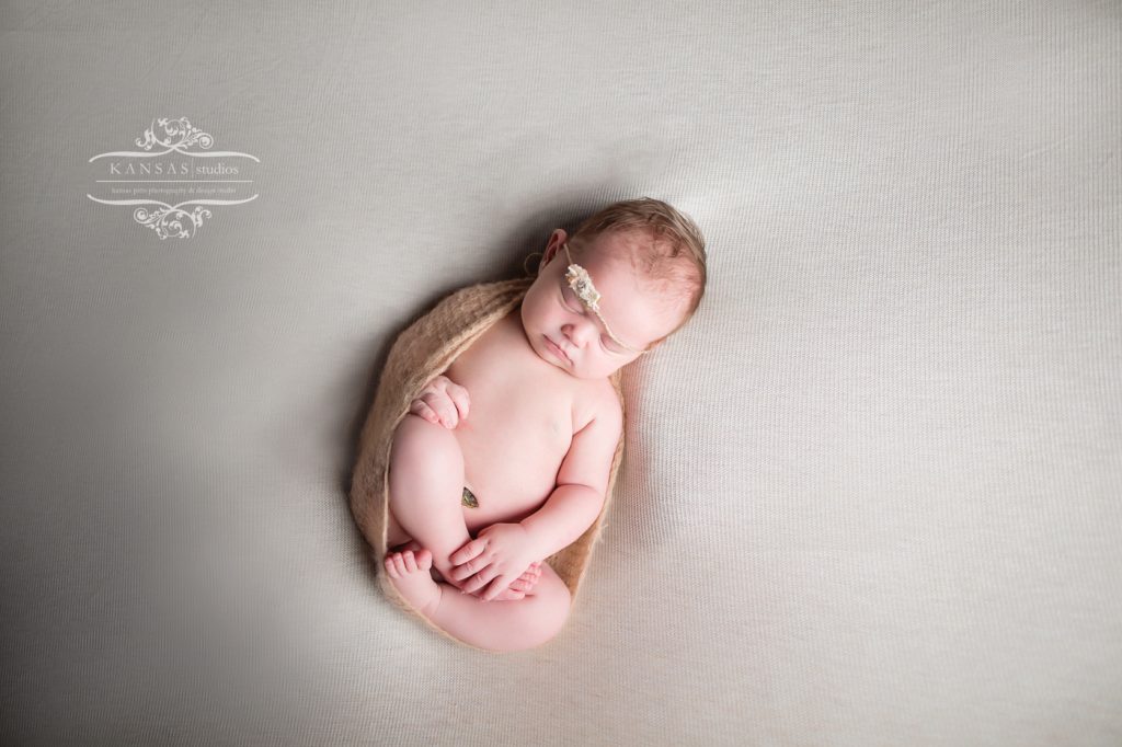 newborn photographer in destin 